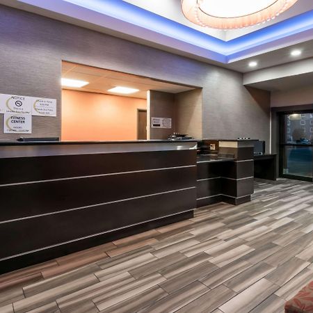 Super 8 By Wyndham San Antonio Near Fort Sam Houston Екстериор снимка